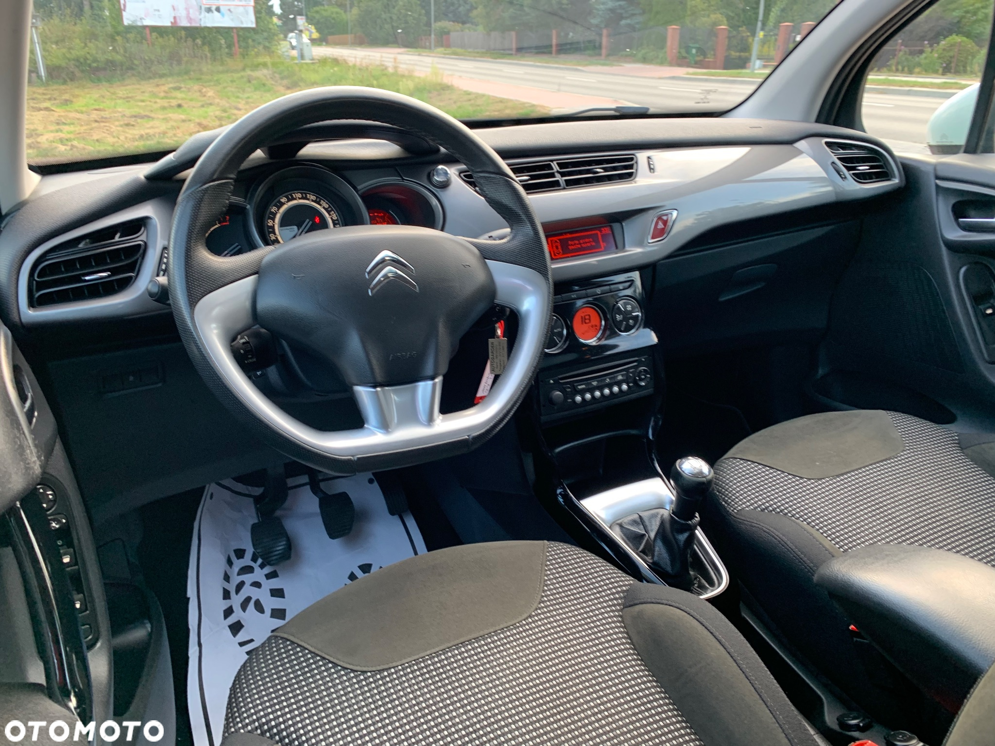 Citroën C3 1.2 VTi Exclusive - 15