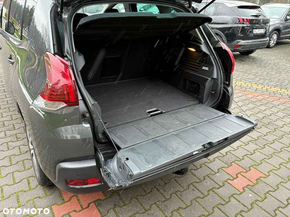 Peugeot 3008 1.6 BlueHDi Allure S&S - 28