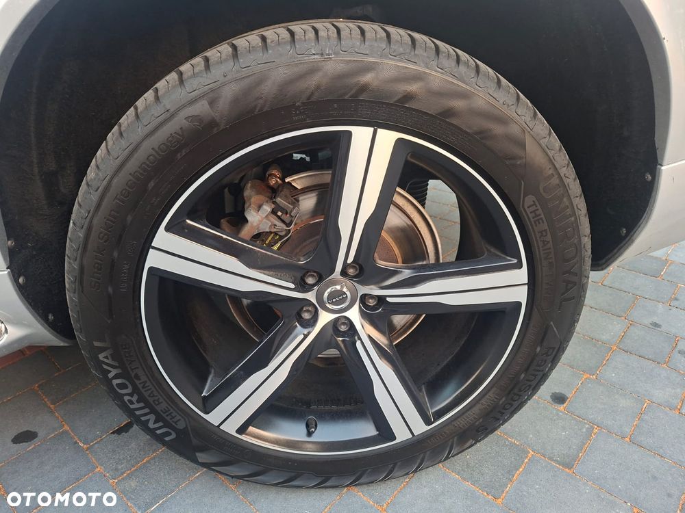Volvo XC 90 - 24