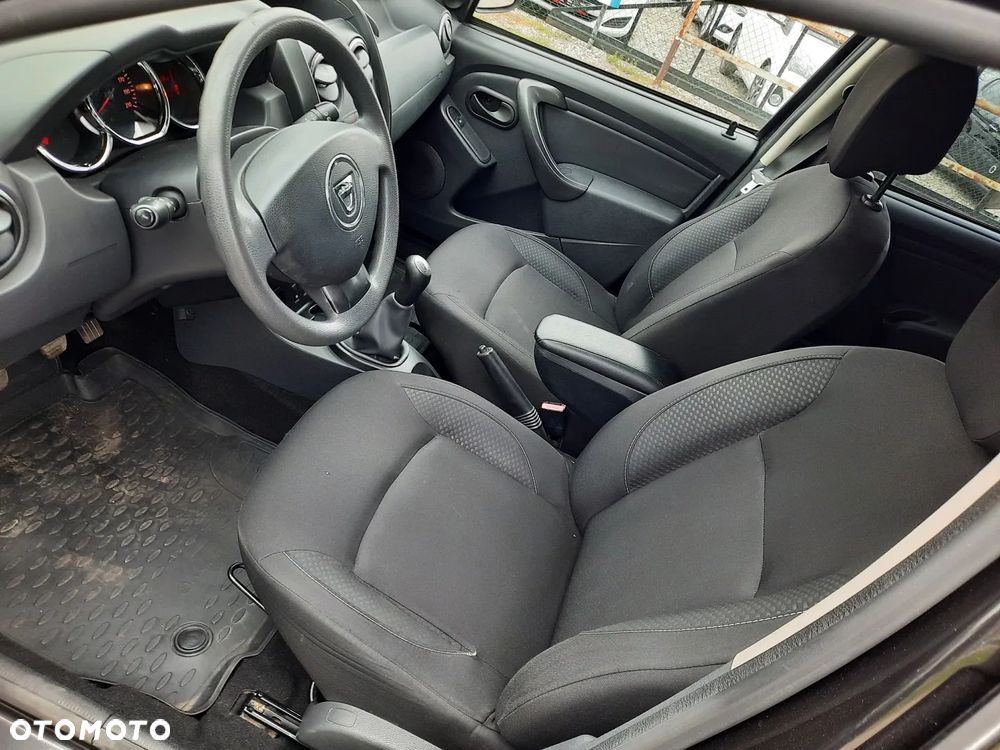 Dacia Duster 1.6 SCe Laureate S&S - 16
