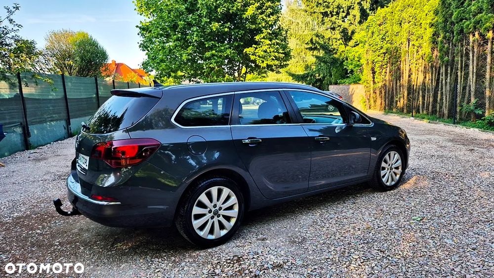 Opel Astra 1.4 Turbo Exklusiv - 14
