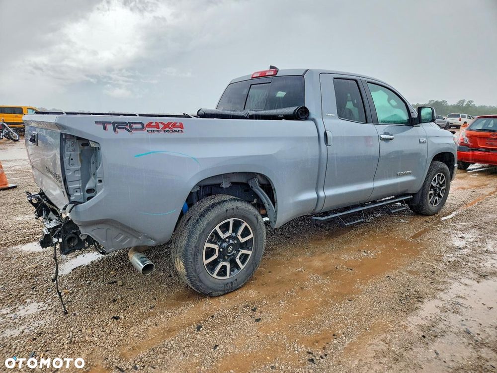 Toyota Tundra - 4