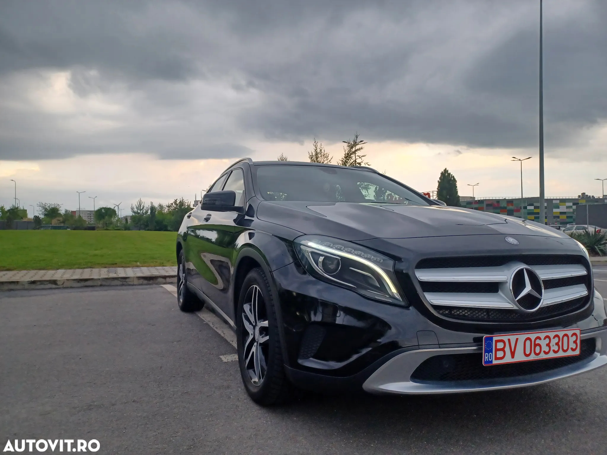 Mercedes-Benz GLA 180 (CDI) d 7G-DCT - 6