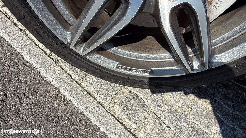 Mercedes-Benz E 220 d 9G-TRONIC AMG Line - 22