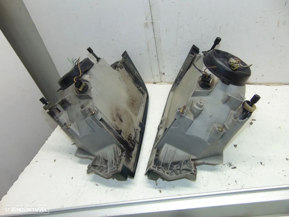 Alfa Romeo 33 barras tejadilho/Faróis - 13