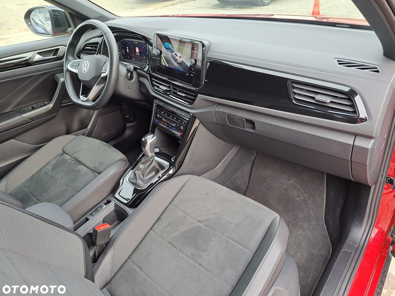 Volkswagen T-Roc 1.5 TSI Style DSG - 32