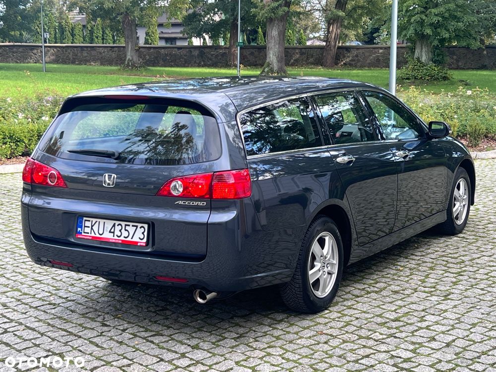 Honda Accord 2.0 Comfort - 8