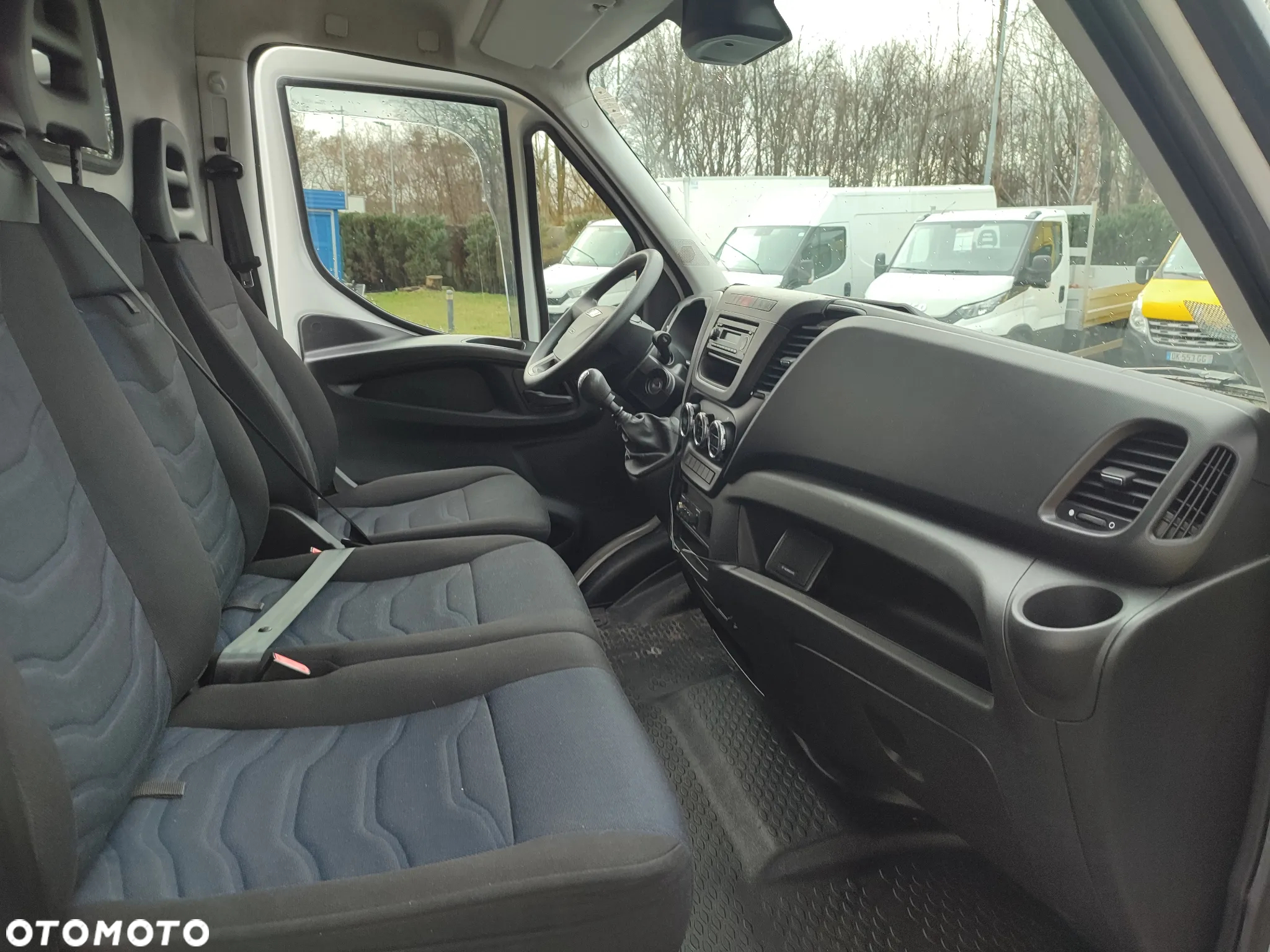 Iveco Daily średni - 23