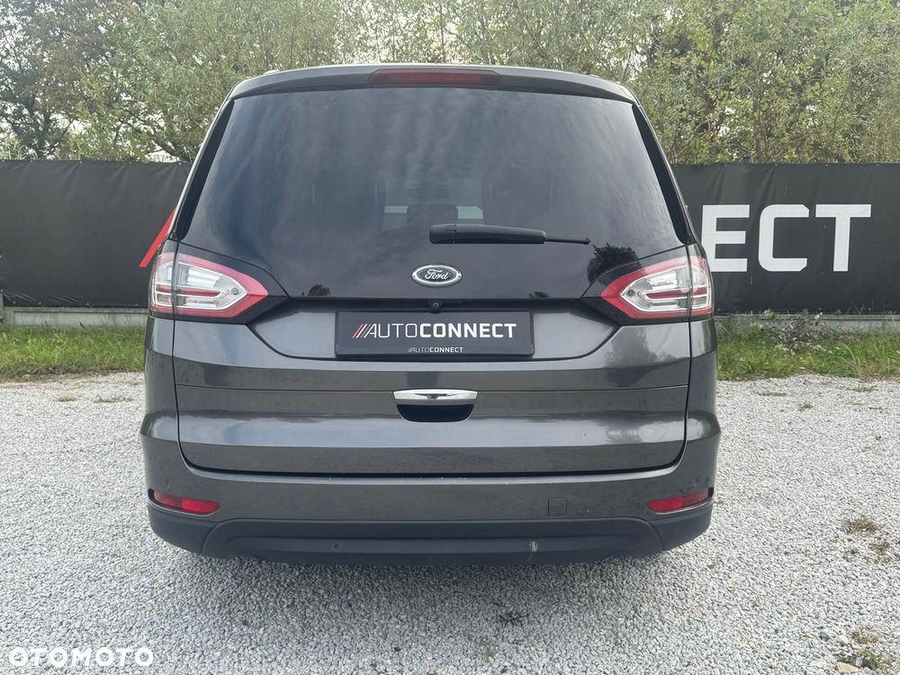 Ford Galaxy 2016 photo 4