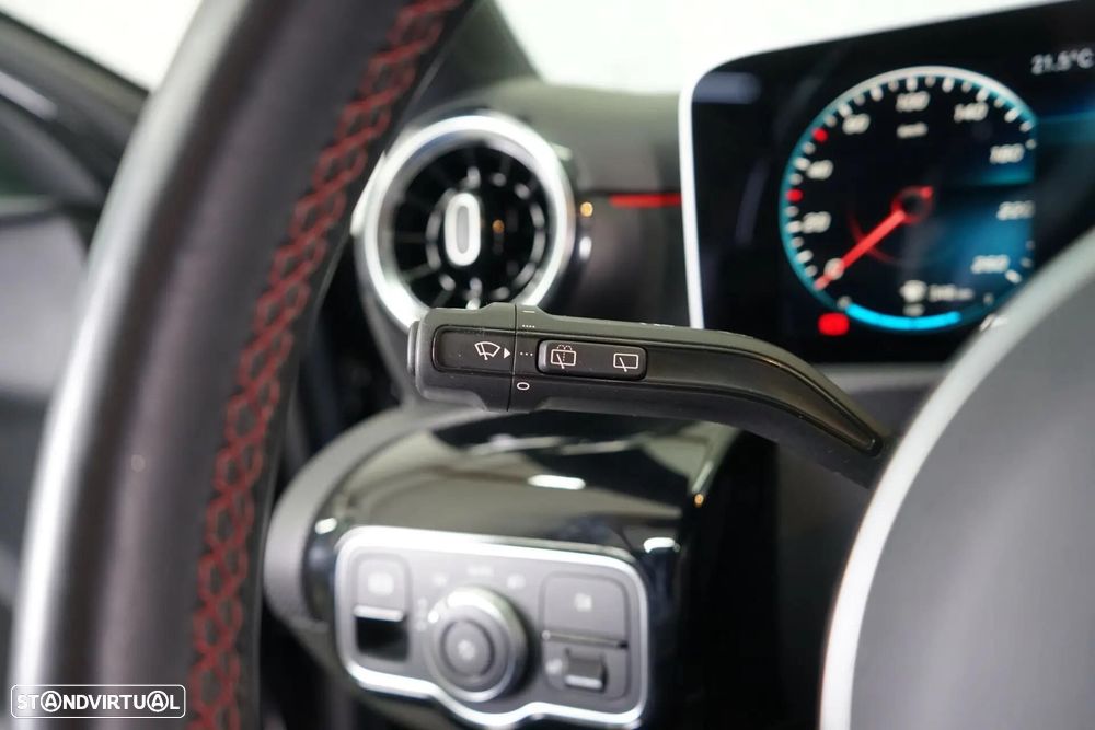 Mercedes-Benz A 200 AMG Line Aut. - 24