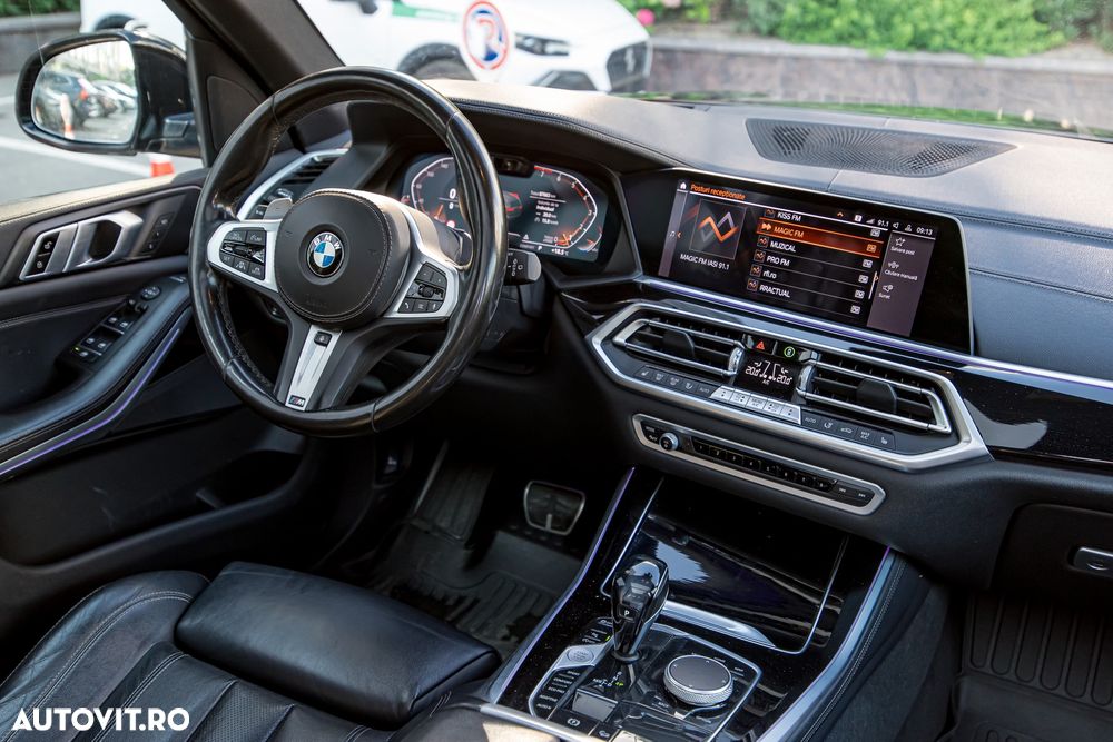 BMW X5 xDrive40i - 32