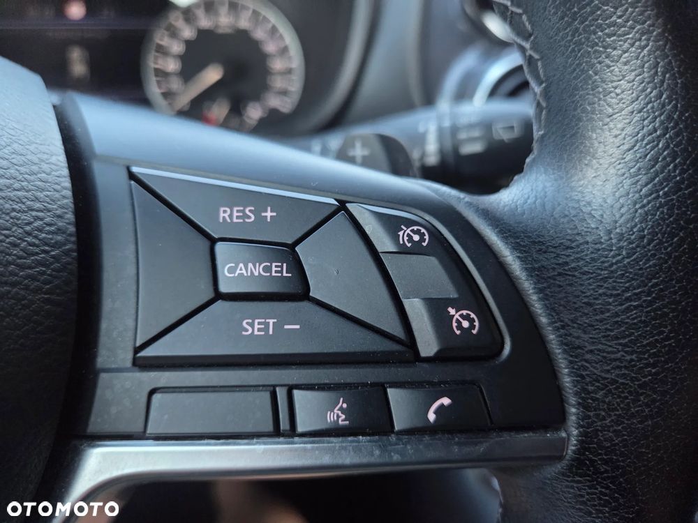 Nissan Juke 1.0 DIG-T N-Connecta DCT - 12