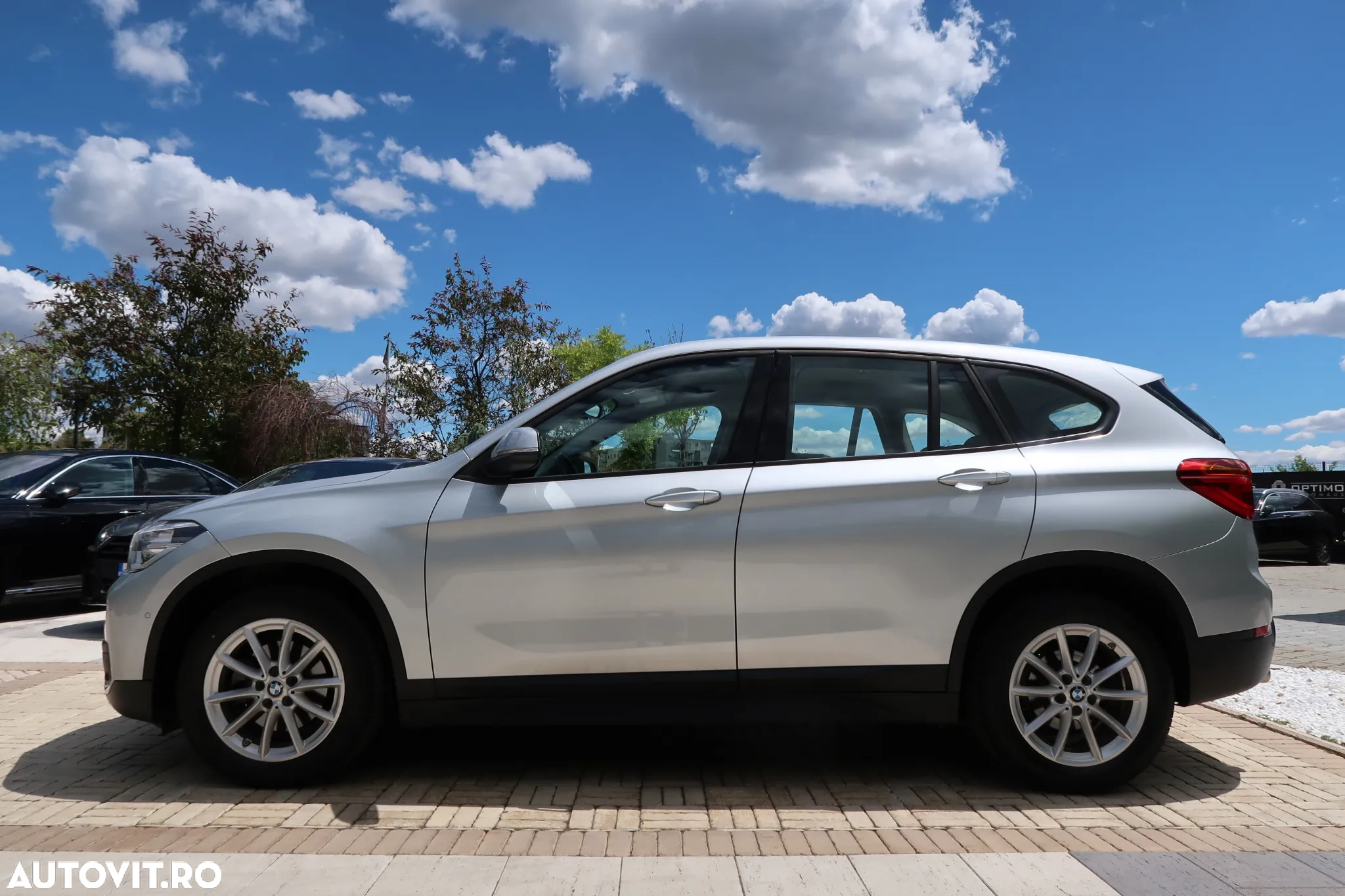 BMW X1 - 8