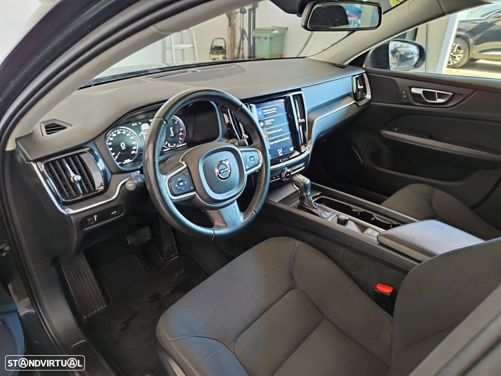 Volvo V60 2.0 D3 Geartronic - 25