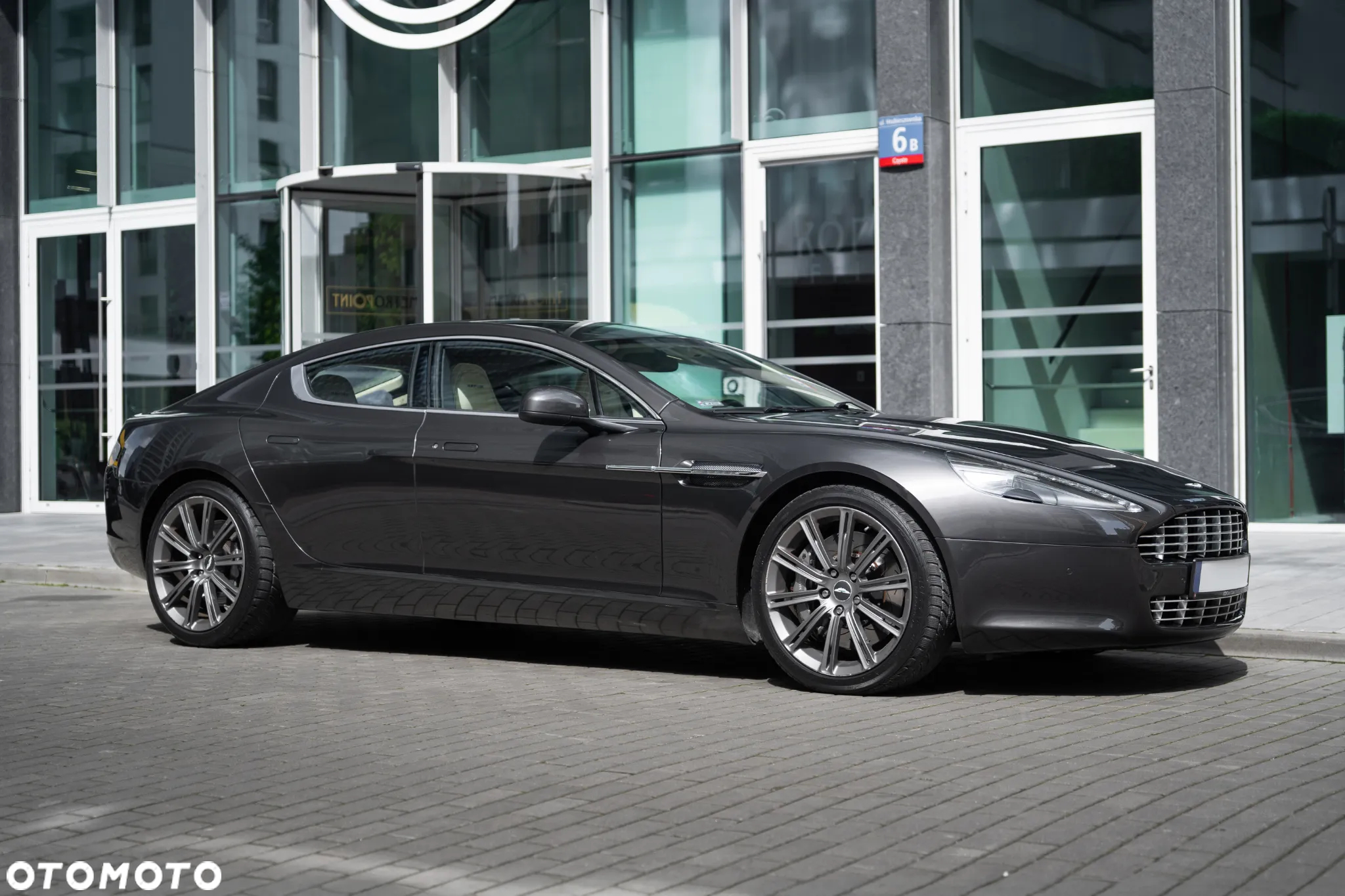 Aston Martin Rapide Touchtronic II - 9