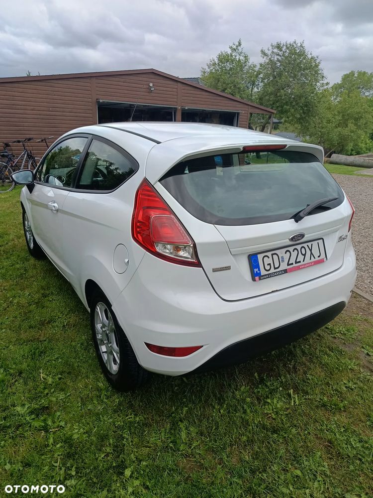 Ford Fiesta 1.5 TDCi SYNC Edition - 5
