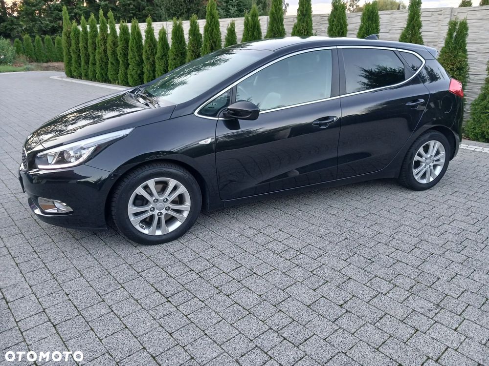 Kia Ceed 1.6 GDI Platinum Edition - 5
