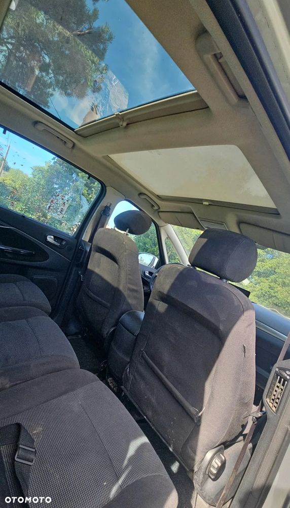 Ford S-Max - 9