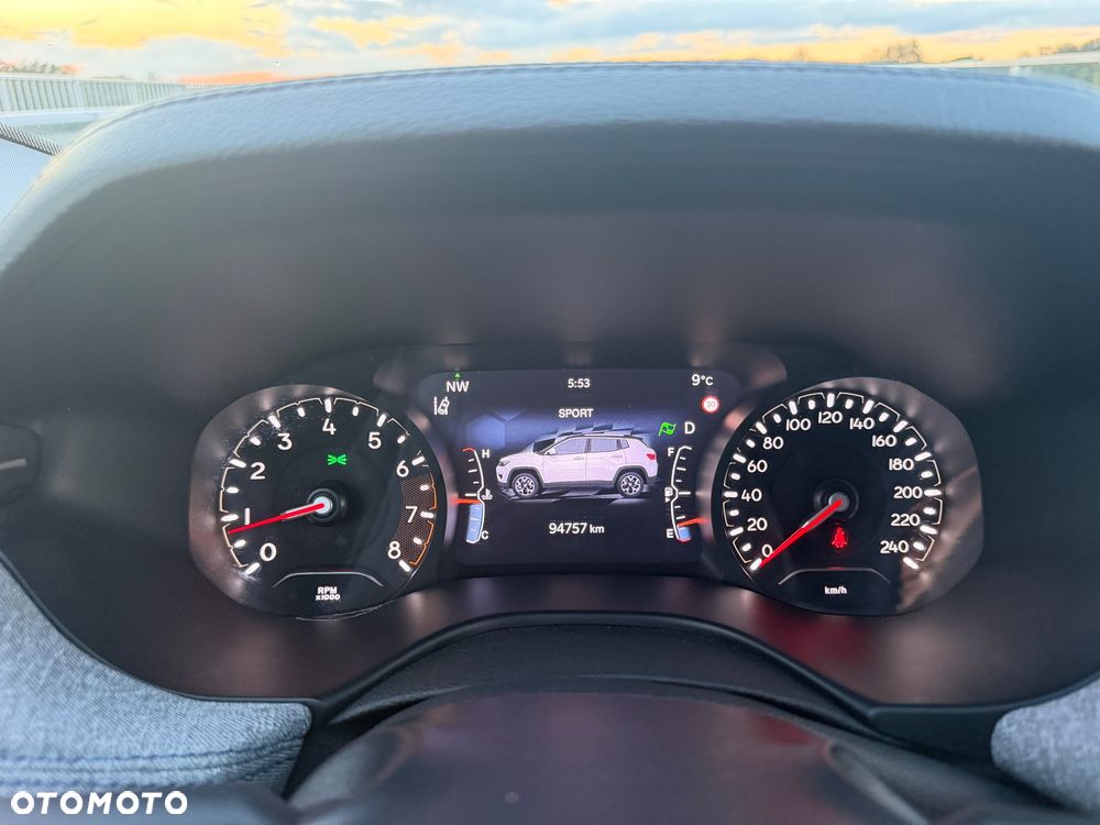 Jeep Compass 1.3 TMair Longitude FWD S&S DDCT - 27