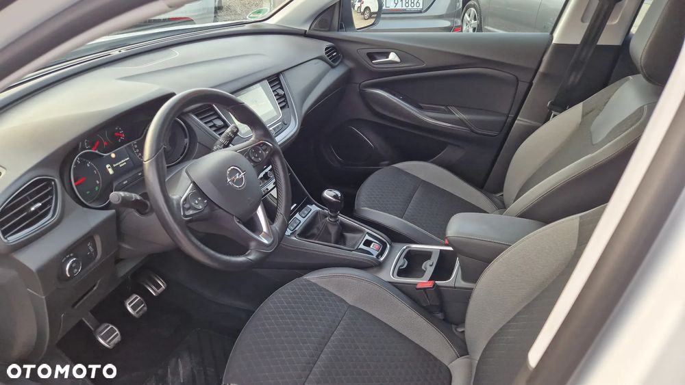 Opel Grandland X 1.2 Start/Stop Elegance - 7