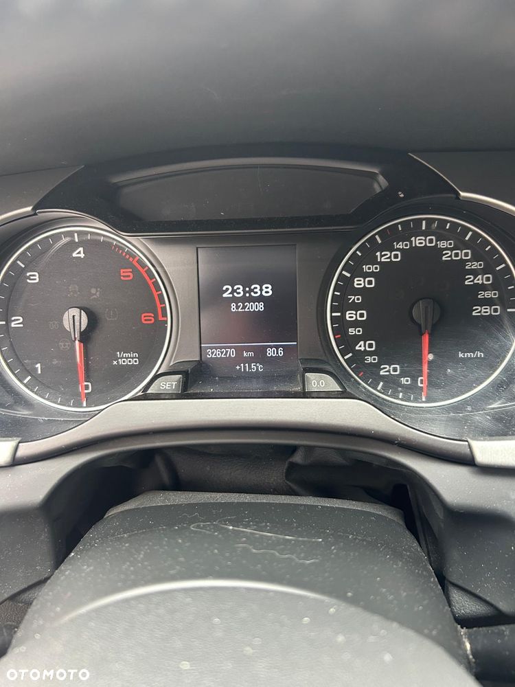 Audi A4 Avant 2.0 TDI - 7