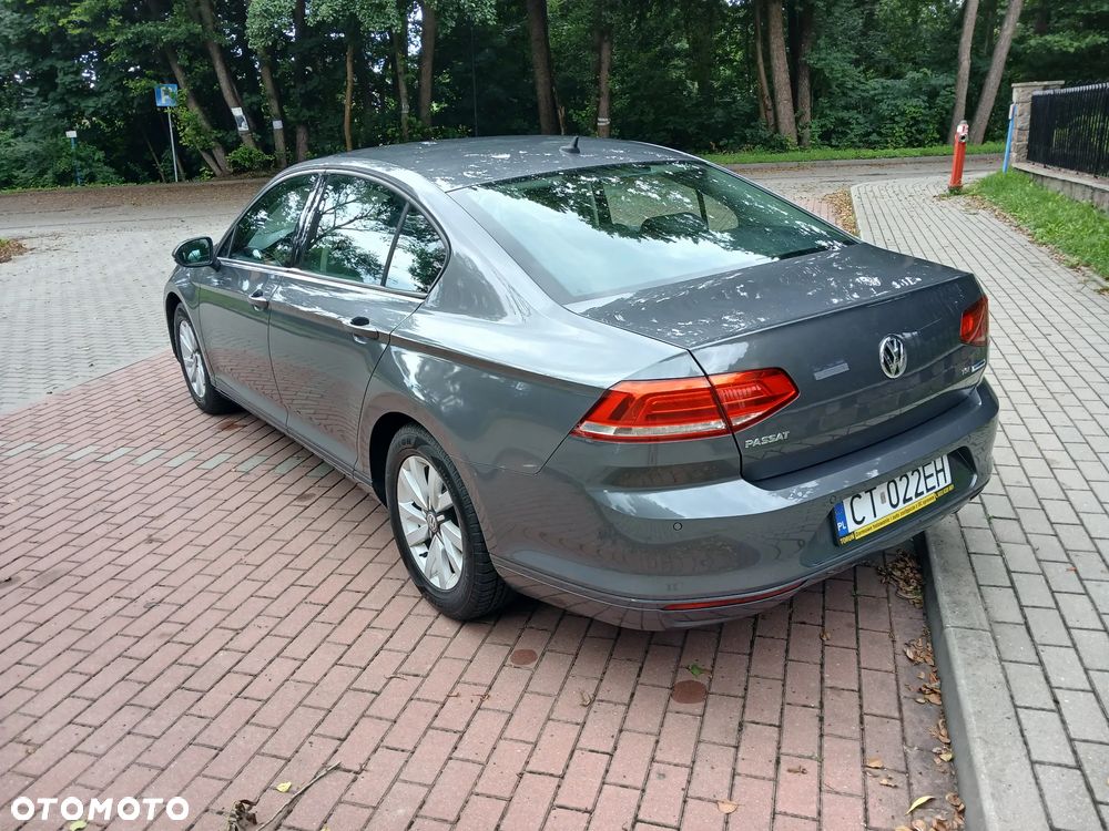 Volkswagen Passat 1.4 TSI BMT Trendline - 11