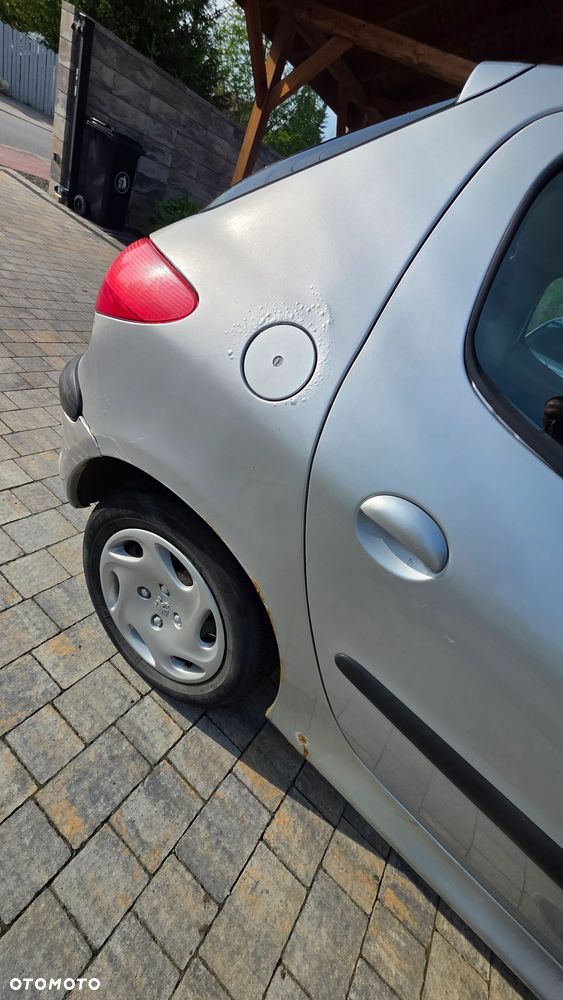 Peugeot 206 1.4 XR Presence - 9