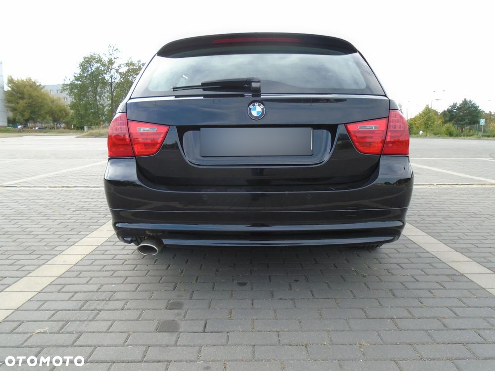 BMW Seria 3 318d - 10