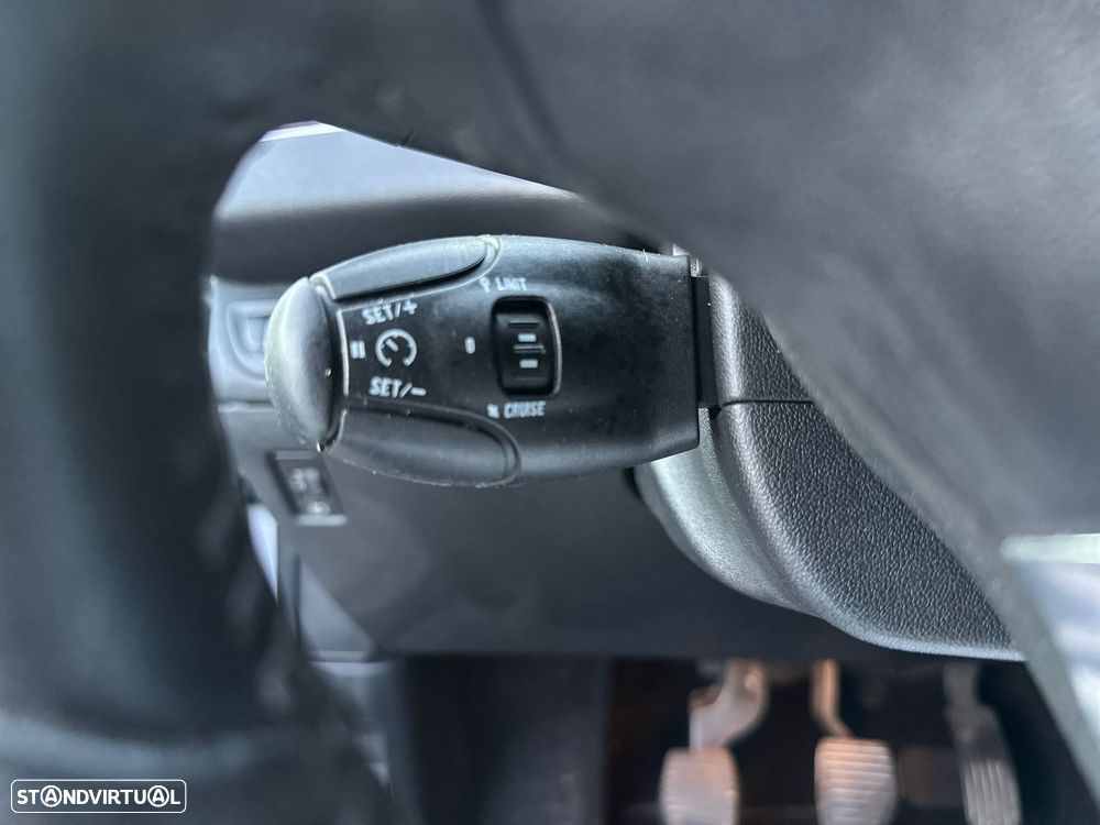 Peugeot 208 e-HDi 92 Stop&Start Style - 23