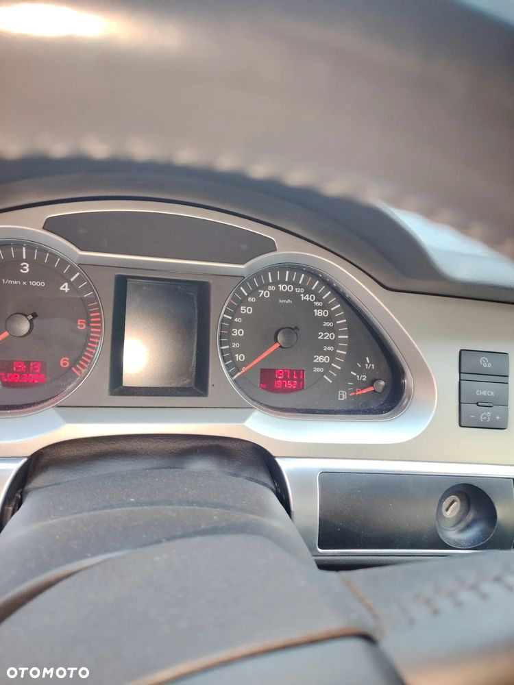 Audi A6 ver-2-0-tdi-dpf - 6