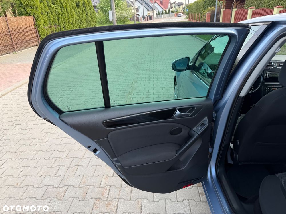 Volkswagen Golf 1.6 Edition - 24