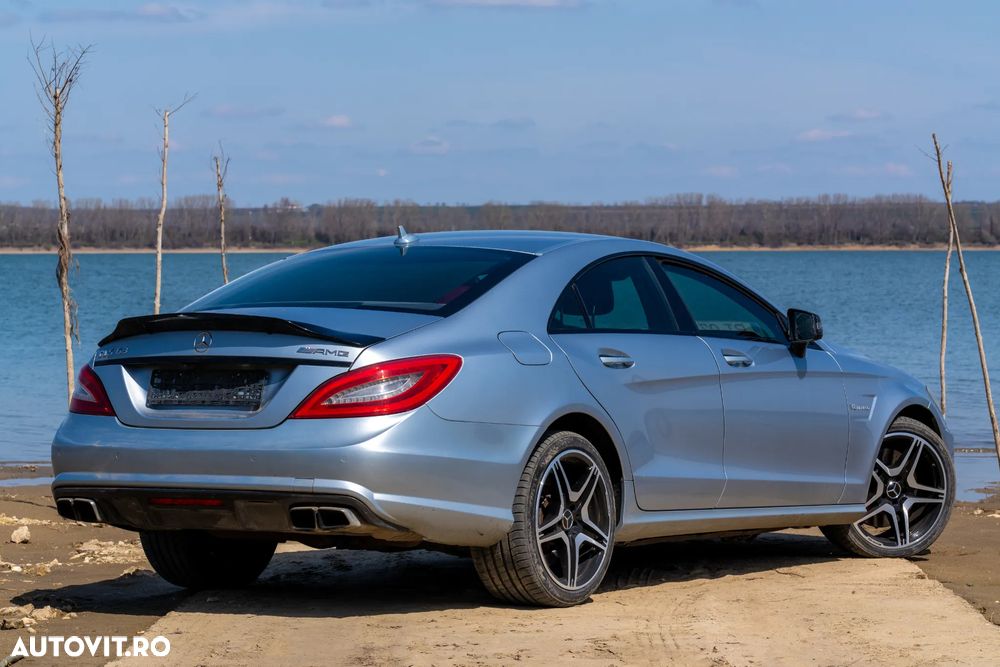 Mercedes-Benz CLS - 13