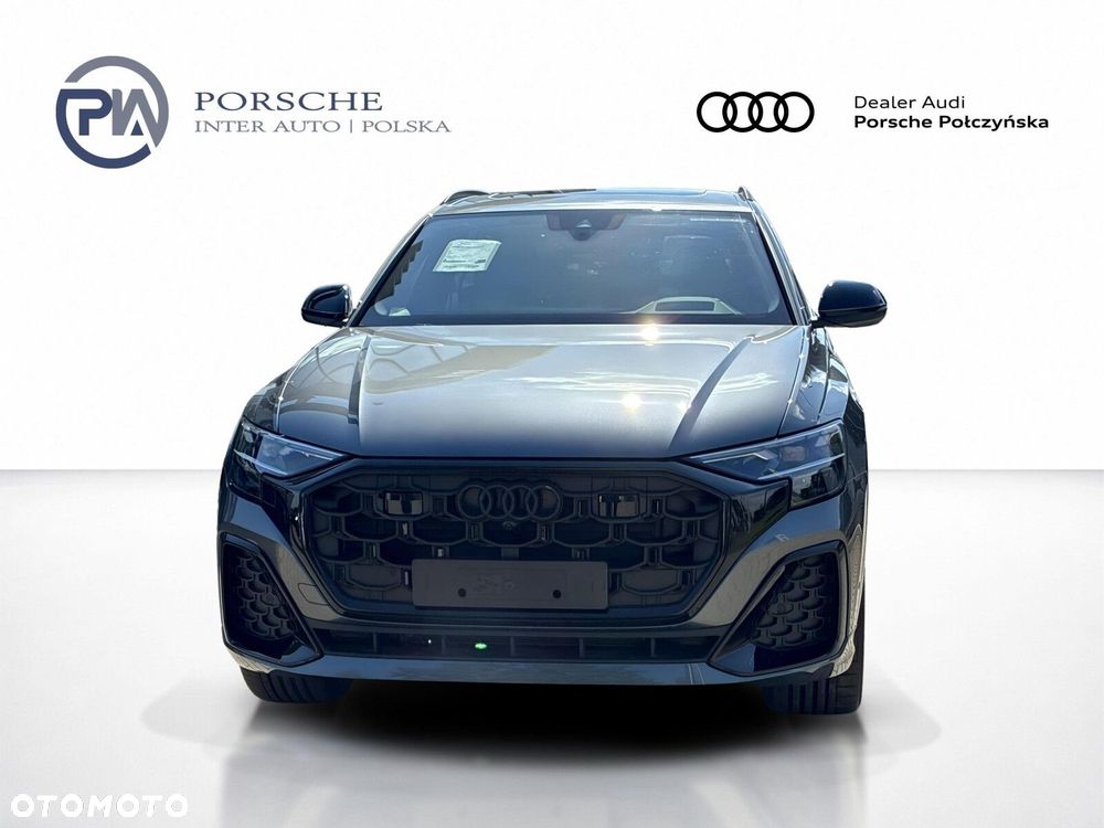 Audi Q8 - 8