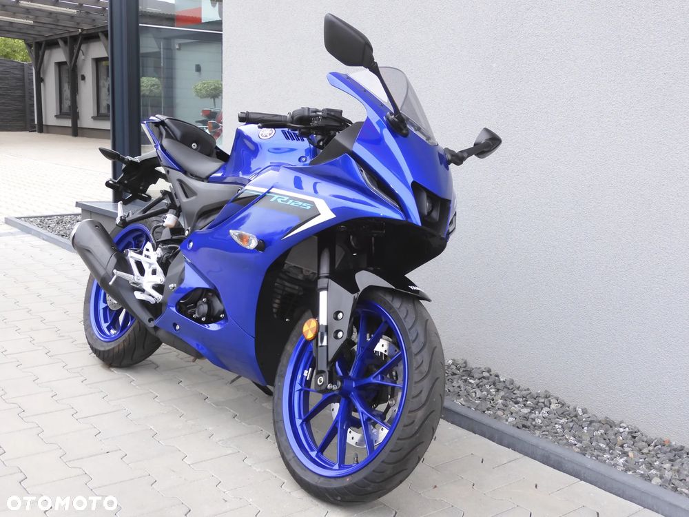 Yamaha YZF - 21