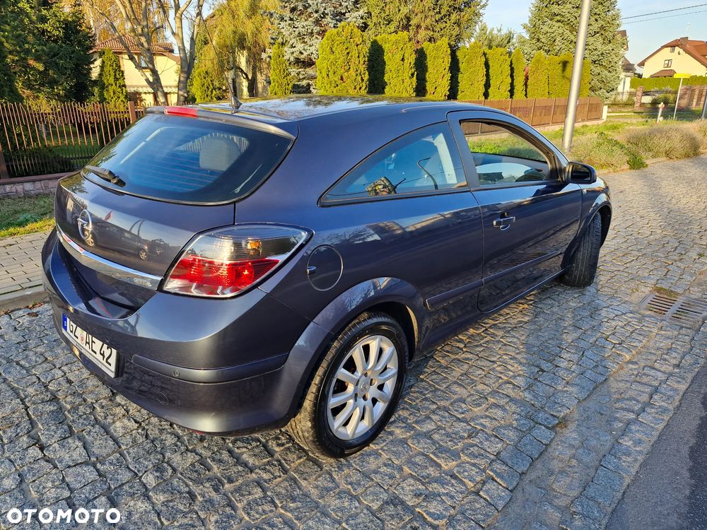 Opel Astra GTC 1.6 - 3