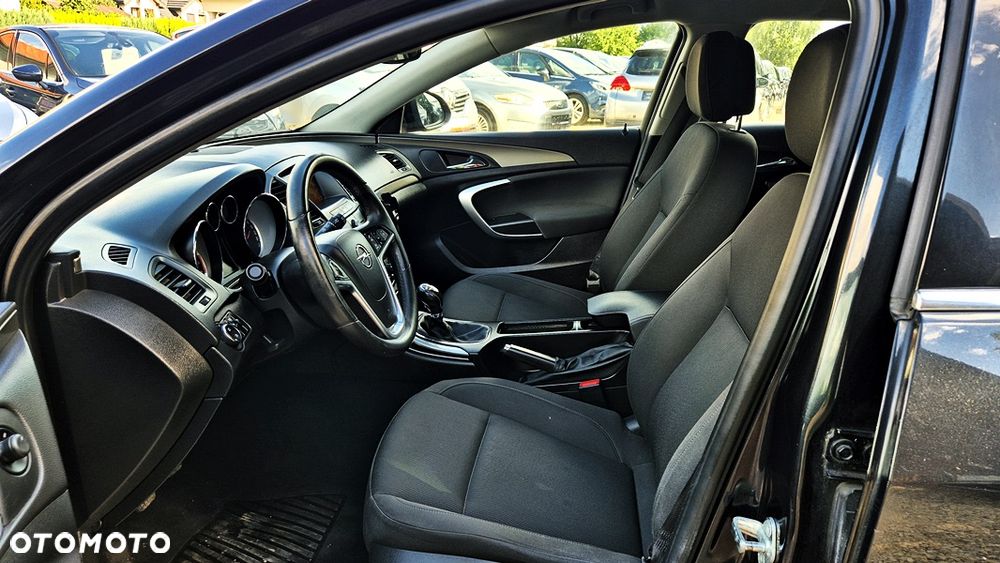 Opel Insignia 1.4 T Cosmo S&S - 33