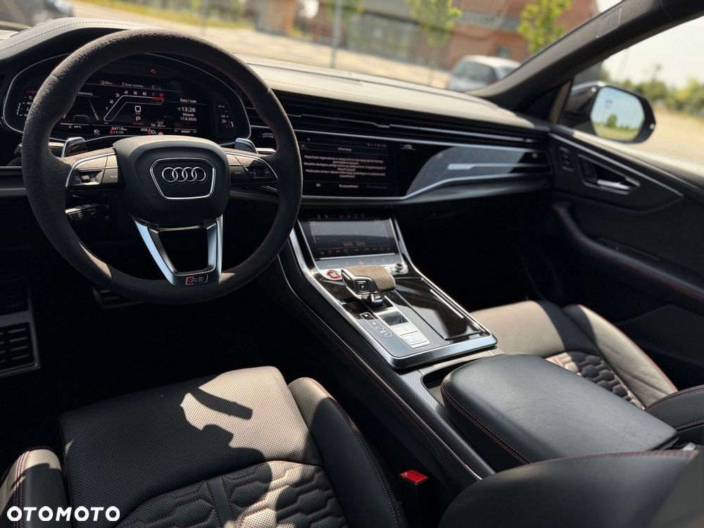 Audi RS Q8 - 11