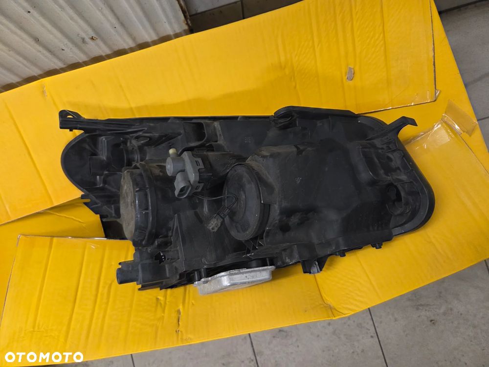 Nissan Qashqai J10 lift lampa xenon lewa prawa - 9