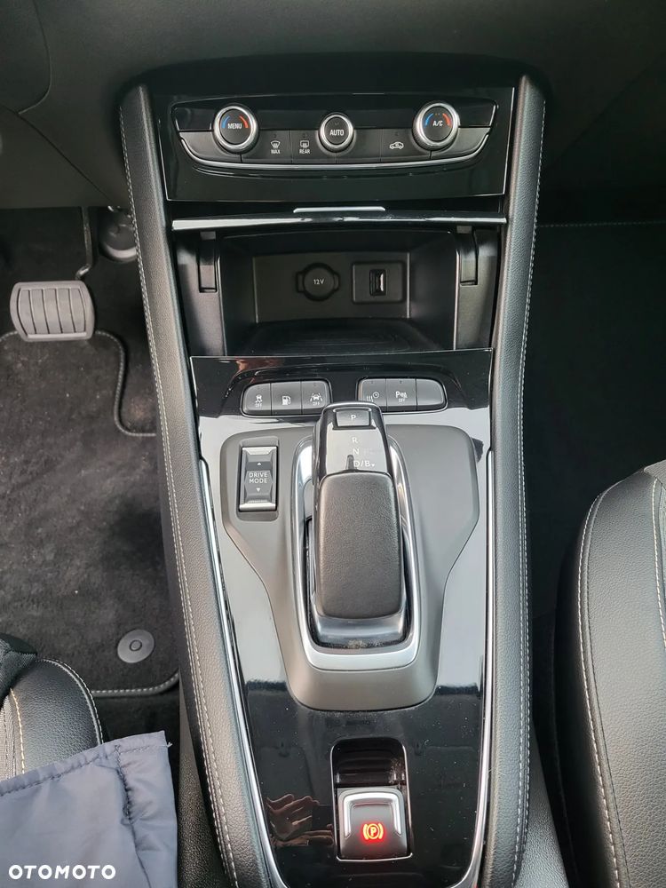 Opel Grandland X 1.6 DI Start/Stop Business Elegance - 14