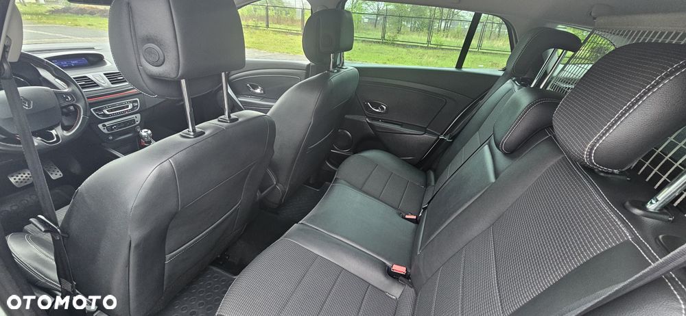 Renault Megane TCe 220 Start & Stop GTline 220 - 21