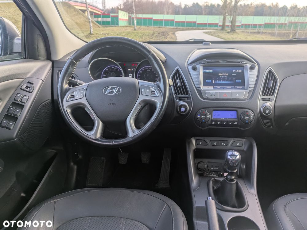 Hyundai ix35 2.0 CRDi 4WD Premium - 16