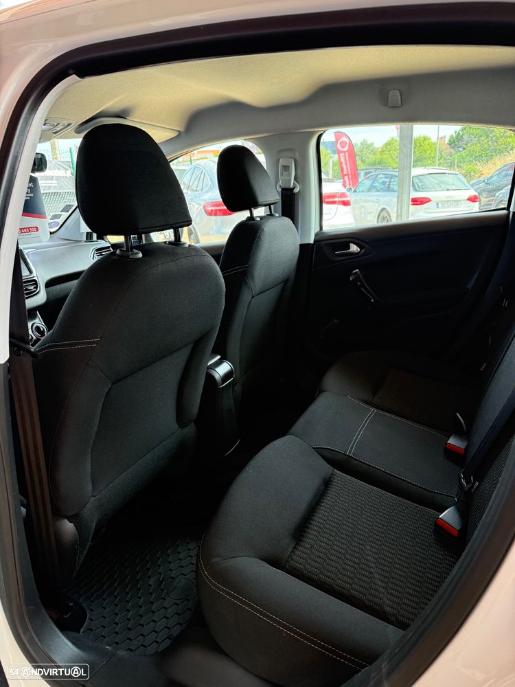 Peugeot 208 PureTech 82 Start & Stop Active - 18