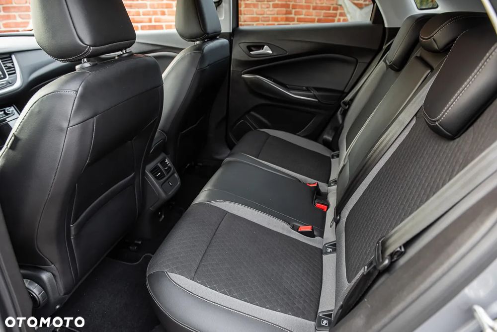 Opel Grandland X 1.2 Start/Stop INNOVATION - 27