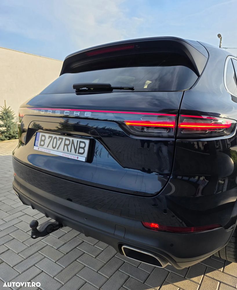 Porsche Cayenne - 31