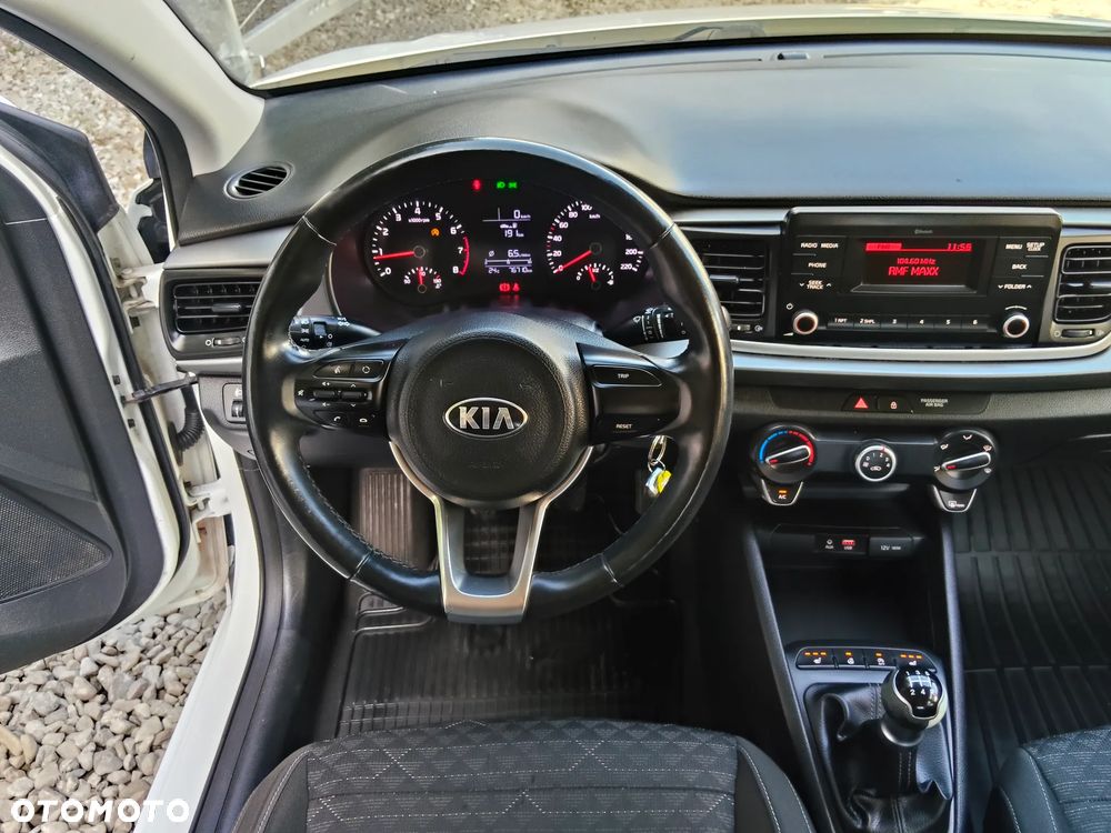 Kia Rio 1.2 Attract - 26