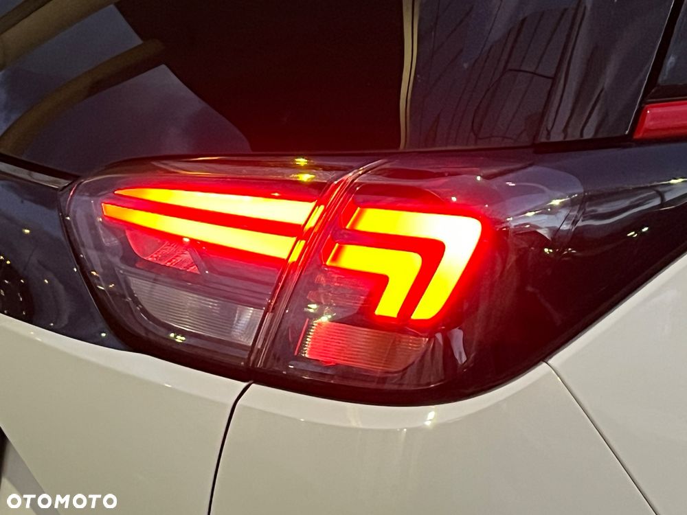 Opel Crossland 1.2 T GS Line - 38