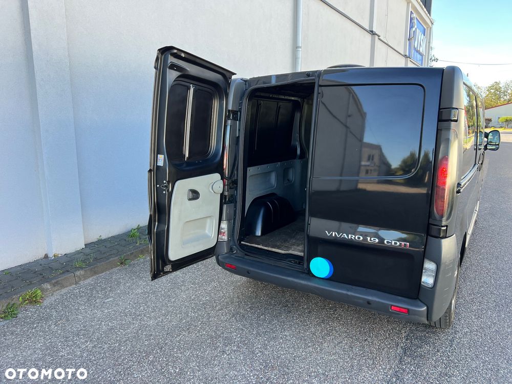 Opel Vivaro LONG - 28