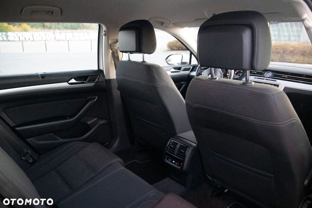 Volkswagen Passat 1.8 TSI BMT Comfortline DSG - 10