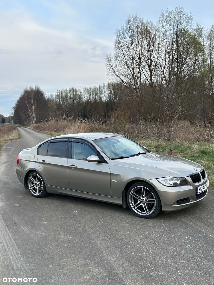BMW Seria 3 - 23
