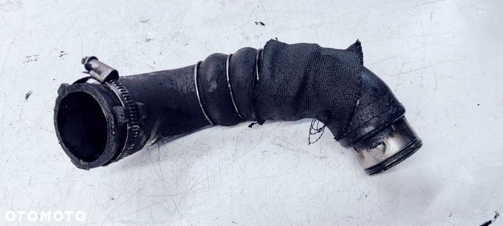 RURA PRZEWÓD INTERCOOLERA AUDI A4 B7 8E0145790P - 1